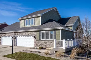 612 Village Point, Chesterton, IN 46304 - Photo 1