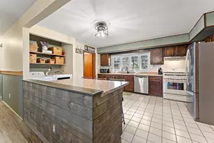 455 N Nichols St, Lowell, IN 46356 - Photo 11