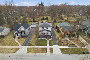 123 Elmwood Pl, Crown Point, IN 46307 - Photo 3