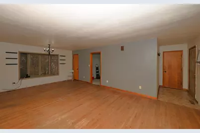 13788 W State Road 14, Medaryville, IN 47957 - Photo 35