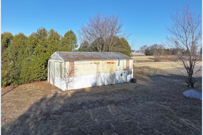 13788 W State Road 14, Medaryville, IN 47957 - Photo 3