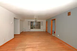 13788 W State Road 14, Medaryville, IN 47957 - Photo 17