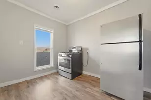 208 E Barker Ave, Michigan City, IN 46360 - Photo 21