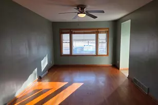 3744 S Grover Ave, Hammond, IN 46327 - Photo 3