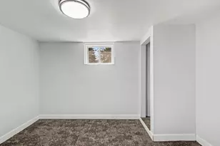 7905 Marshall St, Merrillville, IN 46410 - Photo 13