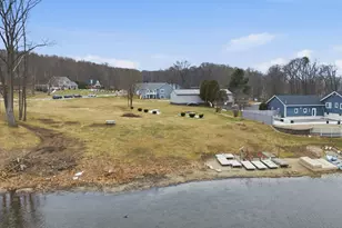 7395 E Hudson Pointe Ln, New Carlisle, IN 46552 - Photo 5