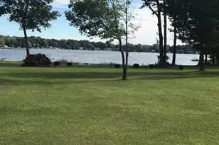 7395 E Hudson Pointe Ln, New Carlisle, IN 46552 - Photo 41