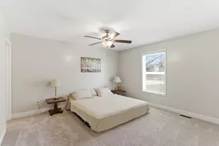 230 Grandale Dr, Valparaiso, IN 46385 - Photo 13