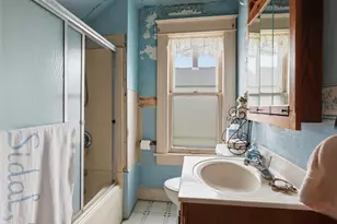 204 Jefferson Ave, La Porte, IN 46350 - Photo 17