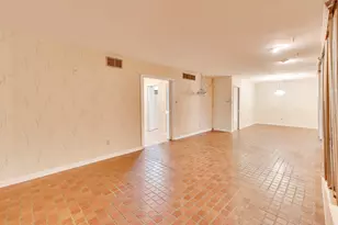 2104 Cardinal Dr, East Chicago, IN 46312 - Photo 7