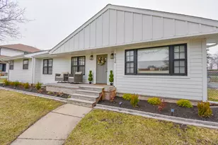 8634 Monfort Dr, Saint John, IN 46373 - Photo 1