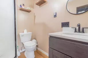 6512 Evergreen Ave, Portage, IN 46368 - Photo 11