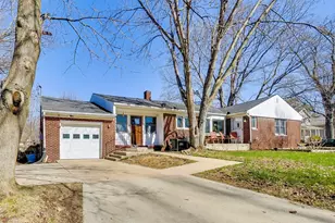 601 Madison St, Valparaiso, IN 46385 - Photo 1