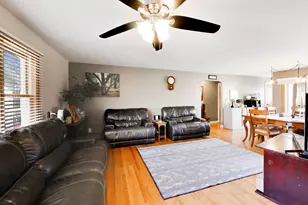 601 Madison St, Valparaiso, IN 46385 - Photo 3