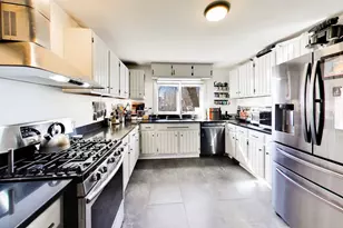 601 Madison St, Valparaiso, IN 46385 - Photo 11