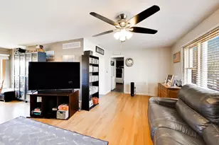 601 Madison St, Valparaiso, IN 46385 - Photo 7