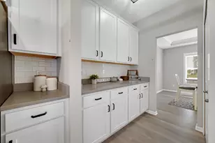 11205 Isles Ave, Dyer, IN 46311 - Photo 13