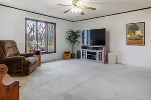 4092 Ethel St E, Demotte, IN 46310 - Photo 5