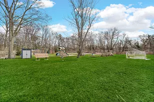 131 Shore Dr, Portage, IN 46368 - Photo 27