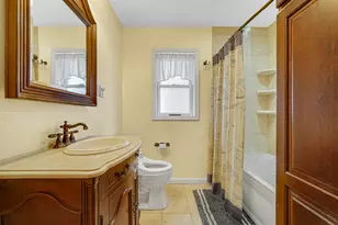 131 Shore Dr, Portage, IN 46368 - Photo 13