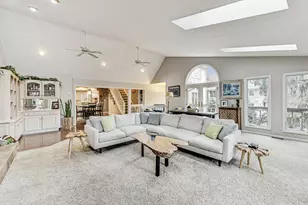 37 Beach Ln, Portage, IN 46368 - Photo 7