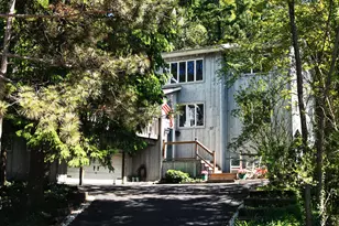 37 Beach Ln, Portage, IN 46368 - Photo 1