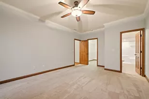 3703 Westbridge Dr, Valparaiso, IN 46383 - Photo 13