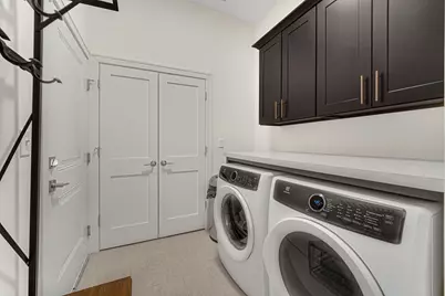 207 Academy Street #104, Valparaiso, IN 46383 - Photo 23