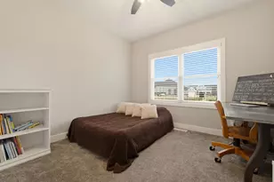 11200 Oak Ridge Ct, Crown Point, IN 46307 - Photo 21