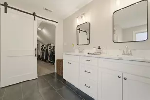 11200 Oak Ridge Ct, Crown Point, IN 46307 - Photo 27