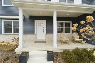 11200 Oak Ridge Ct, Crown Point, IN 46307 - Photo 3