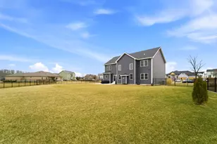 11200 Oak Ridge Ct, Crown Point, IN 46307 - Photo 39