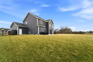 11200 Oak Ridge Ct, Crown Point, IN 46307 - Photo 37