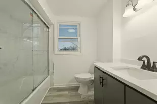 747 N Lafayette St, Griffith, IN 46319 - Photo 19