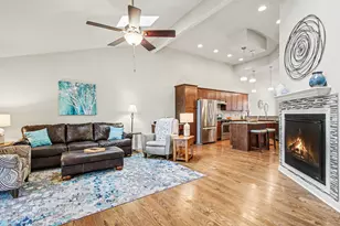 10680 Arbor Ln, Saint John, IN 46373 - Photo 7