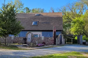 641 N 200 E, Valparaiso, IN 46383 - Photo 3