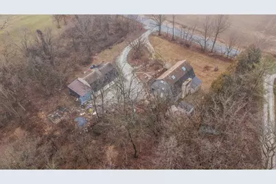 641 N 200 E, Valparaiso, IN 46383 - Photo 9