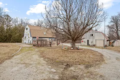 641 N 200 E, Valparaiso, IN 46383 - Photo 5