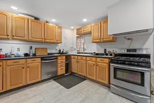 641 N 200 E, Valparaiso, IN 46383 - Photo 11