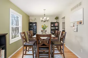 1110 W 72nd Cir, Merrillville, IN 46410 - Photo 11