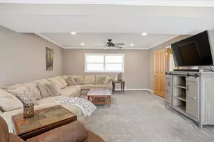 1110 W 72nd Cir, Merrillville, IN 46410 - Photo 21