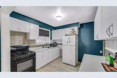 631 141st Street, Hammond, IN 46327 - Photo 5