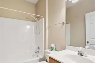 1318 Marigold Pl, Schererville, IN 46375 - Photo 9