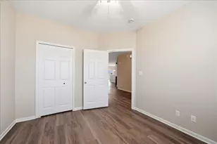 1318 Marigold Pl, Schererville, IN 46375 - Photo 15