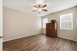 1318 Marigold Pl, Schererville, IN 46375 - Photo 13