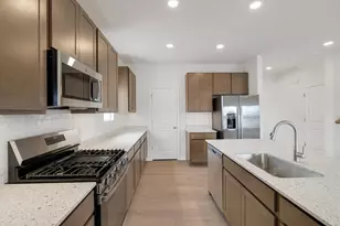 10950 Rolling Brook Dr, Dyer, IN 46311 - Photo 9