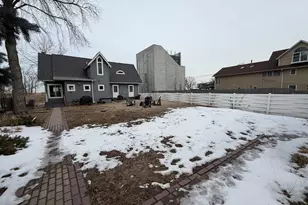 7605 Lake Shore Dr, Gary, IN 46403 - Photo 39