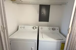 7605 Lake Shore Dr, Gary, IN 46403 - Photo 29