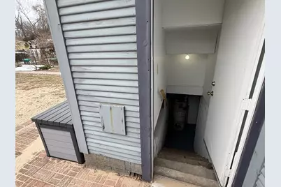 7605 Lake Shore Drive, Gary, IN 46403 - Photo 37