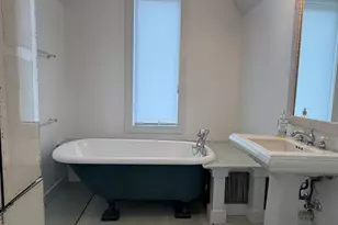 7605 Lake Shore Dr, Gary, IN 46403 - Photo 5